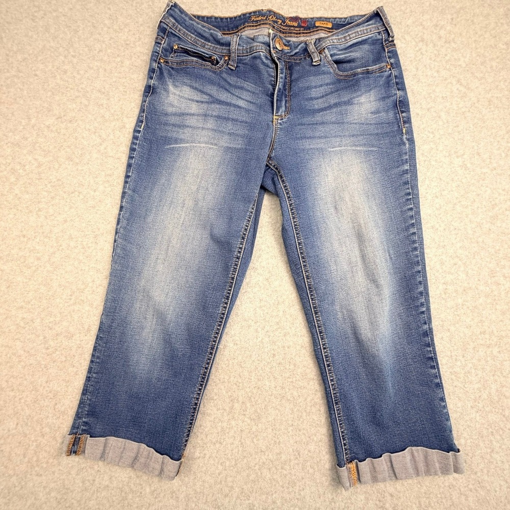 Women Medium Wash Mid Rise Capri Jeans Size 10 Cuffed Denim